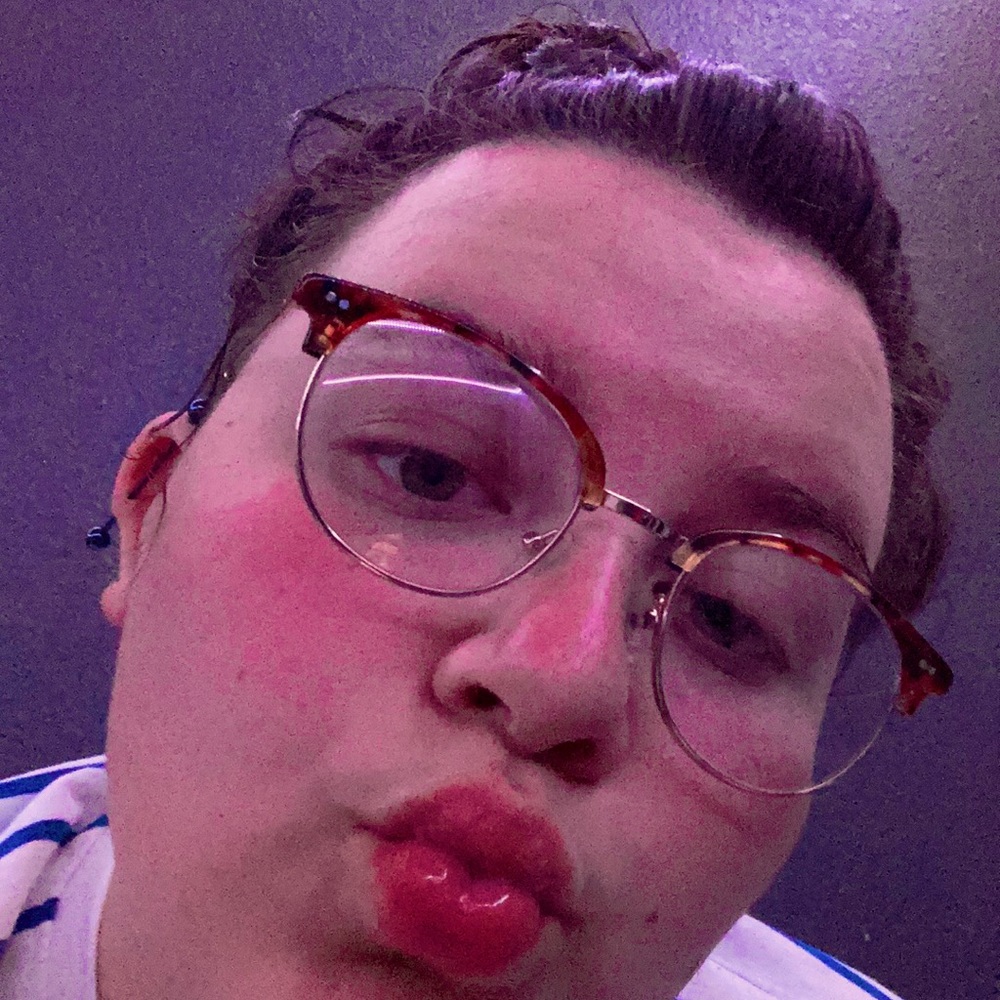 Meet your Posher, Addison